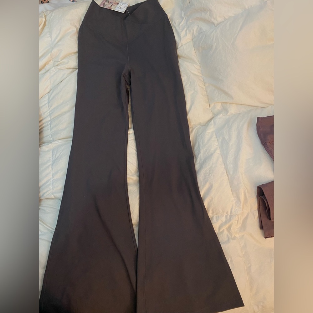 Halara criss cross leggings